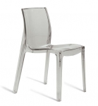 Transparentní jídelní židle Materiál - odolný polykarbonát FEMME Fatale 3 barevná provedení, cena je uvedena za čirou variantu. Stohovatelná 